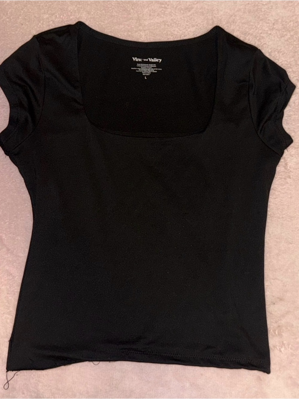 🖤Vine & Valley Black Scoop Neck Top🖤